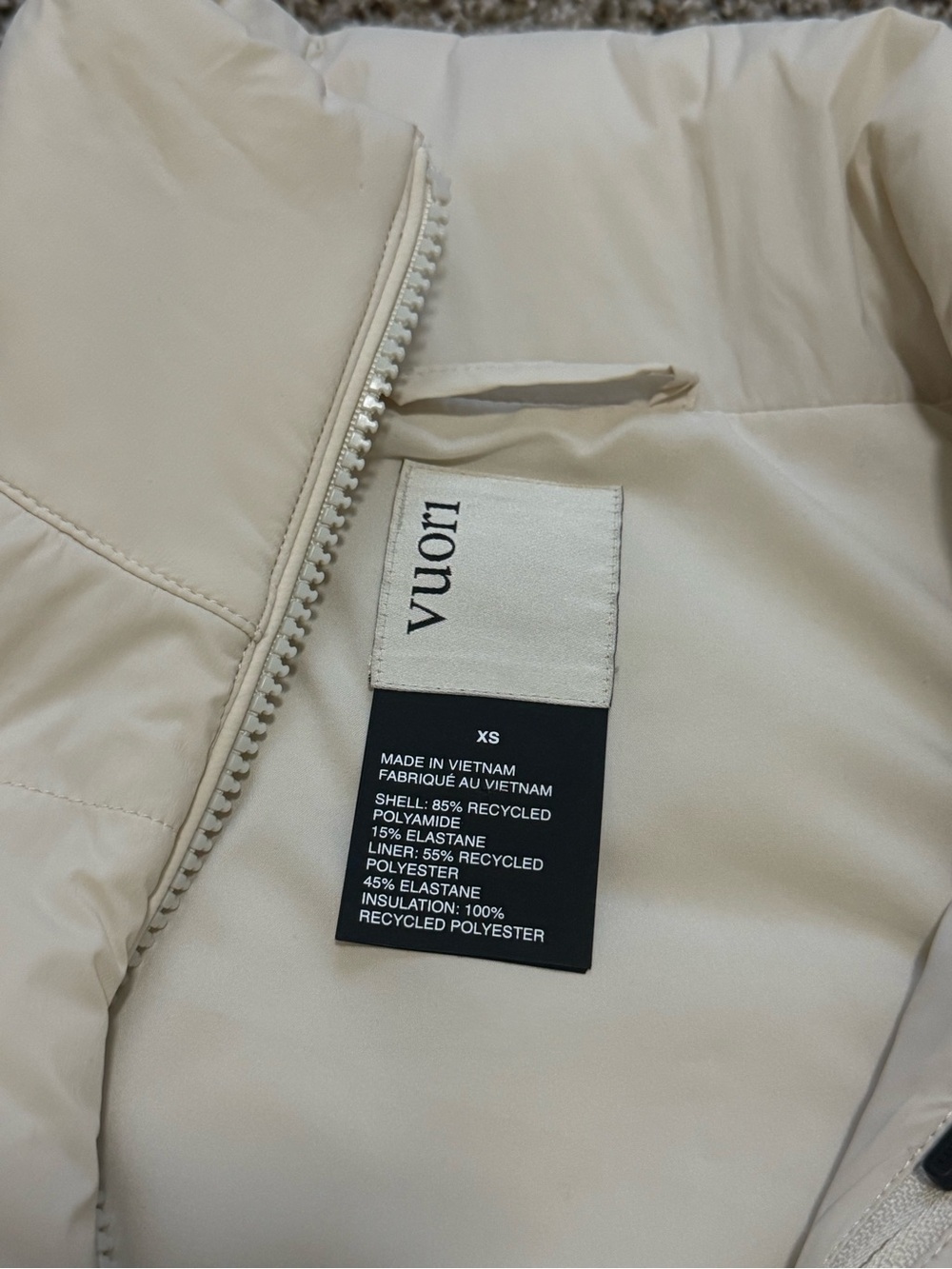 Vuori Canyon Insulated Vest XS - Picture 9 of 12